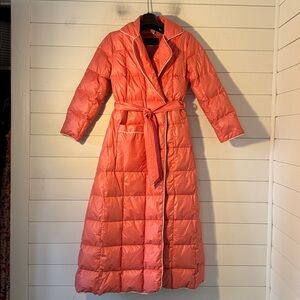 Vintage(80’s) Size M Eddie Bauer Goose Down Long Robe Coral, White Piping